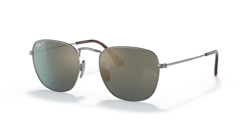 0RB8157